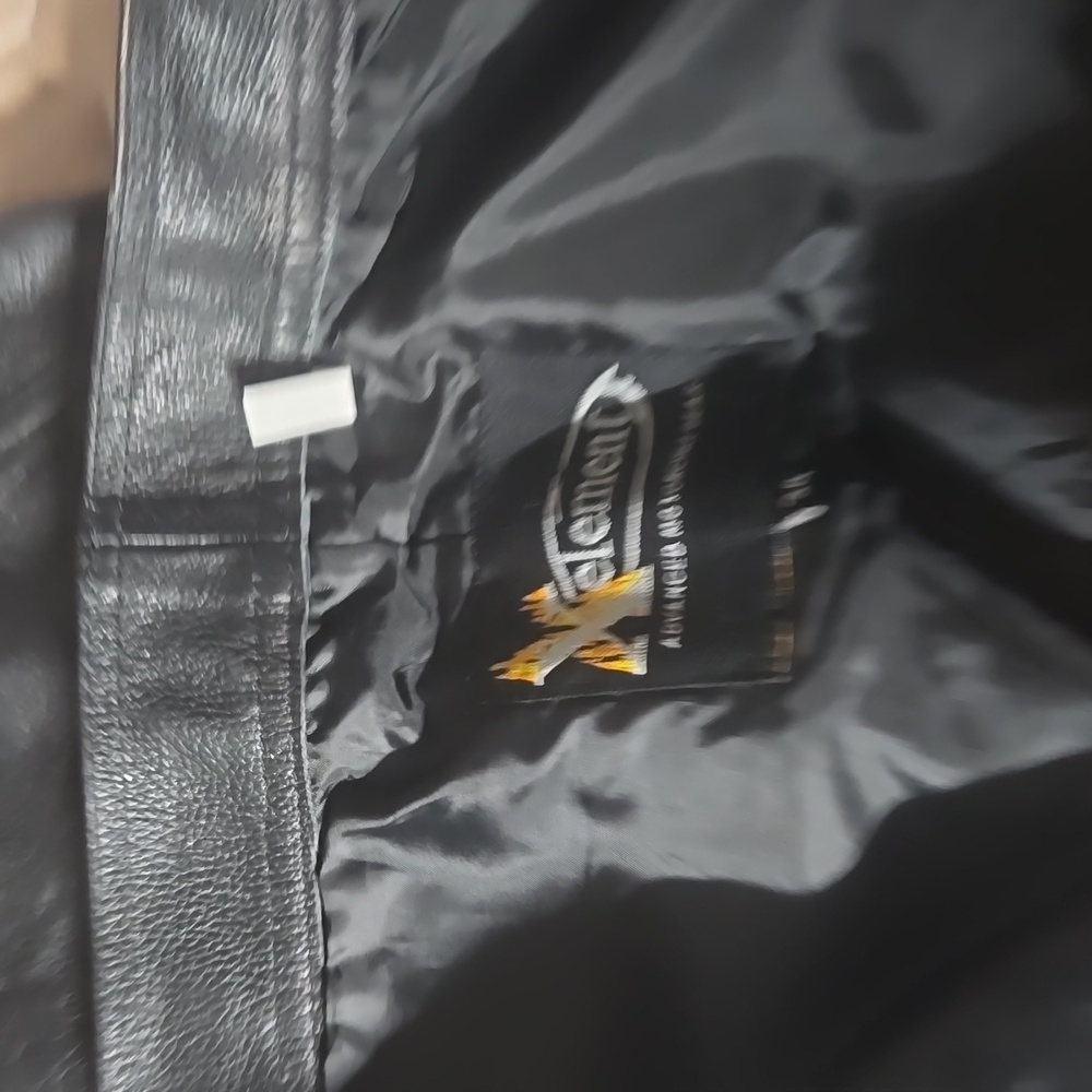 Leather X Elemant riding gears - Picture 3 of 3